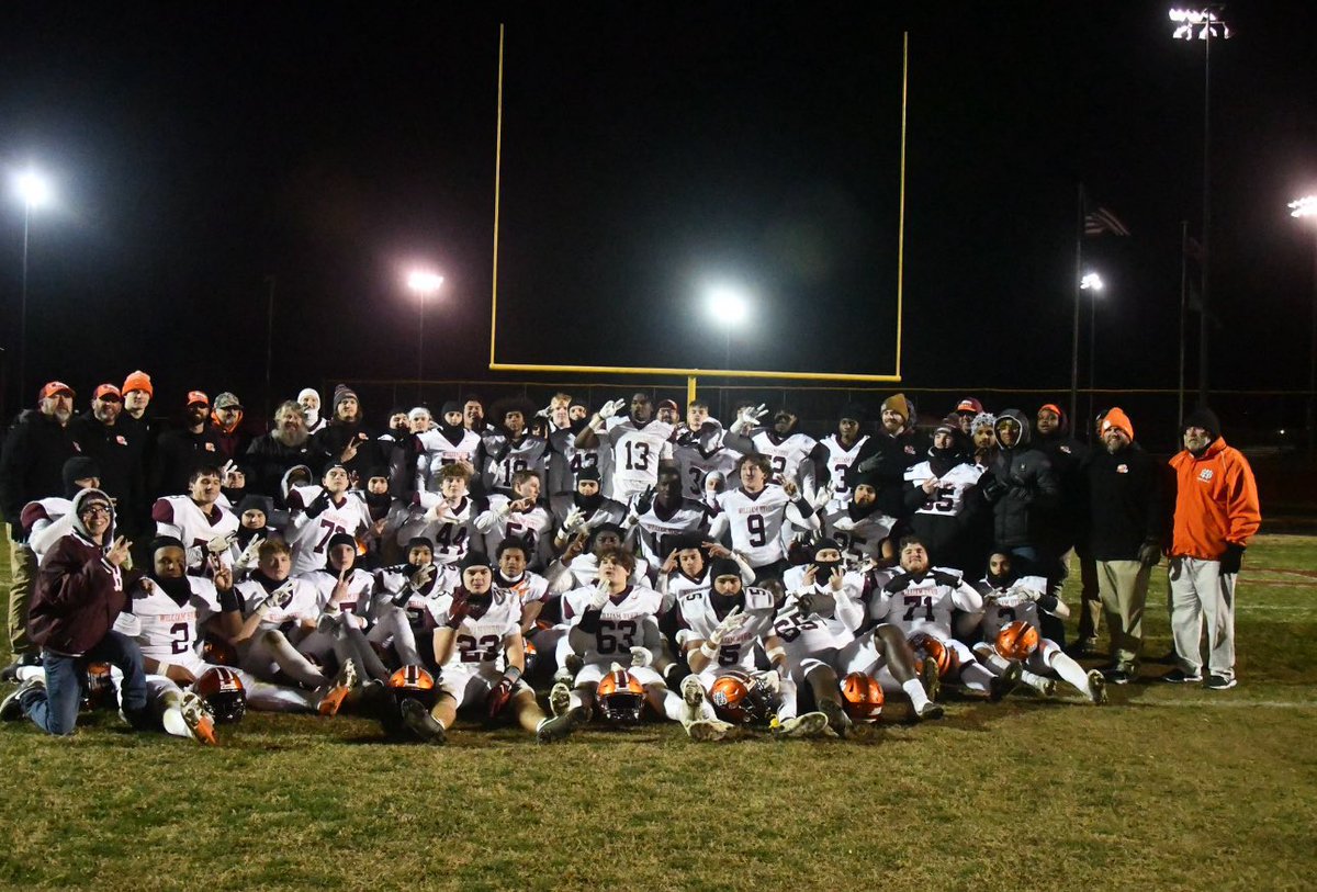 Home grown kids representing THEIR school and THEIR town. Proud of these boys. 

Not manufactured in a factory, but forged through brotherhood and community. 

Back to Back Region Champs and State Semi-Finalist.