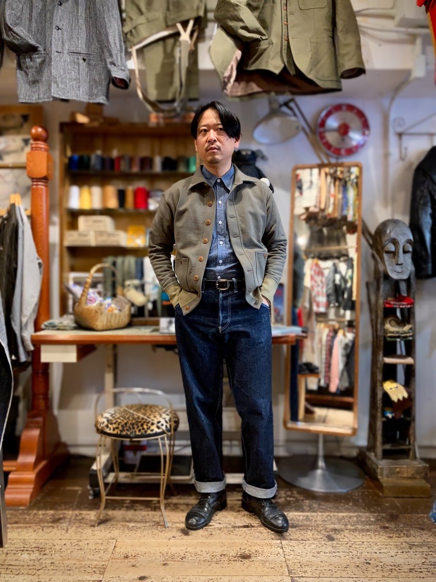 DryBones_Nagoya's tweet photo. Sweat jacket and denim.
・Front Open Sweat Jacket(DC-711)
・Irregular Pocket Chambray Work Shirt(DS-2632)
・Gold Rush Waist Over-alls(DP-705G)
#drybones #nagoya #vintagestyle #heritage #sweatshirts #sweatjacket #sweatcardigan #chambrayshirts #jeans #denim #vintage https://t.co/ISu4d06ZA7