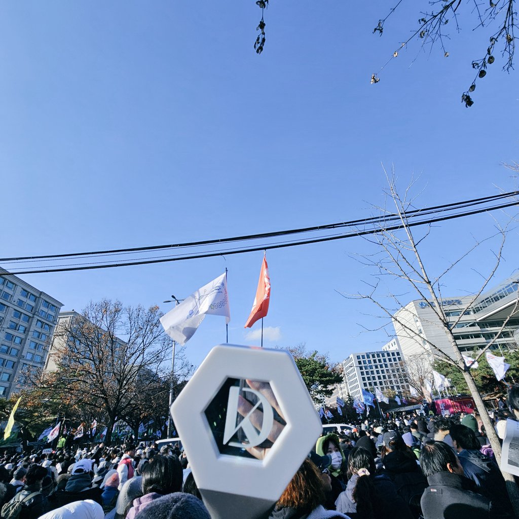 here_zurrr's tweet photo. 먹고 힘냄 ᕦ(·•︠‿•︡ )ᕤ https://t.co/XAdm2IAQEZ