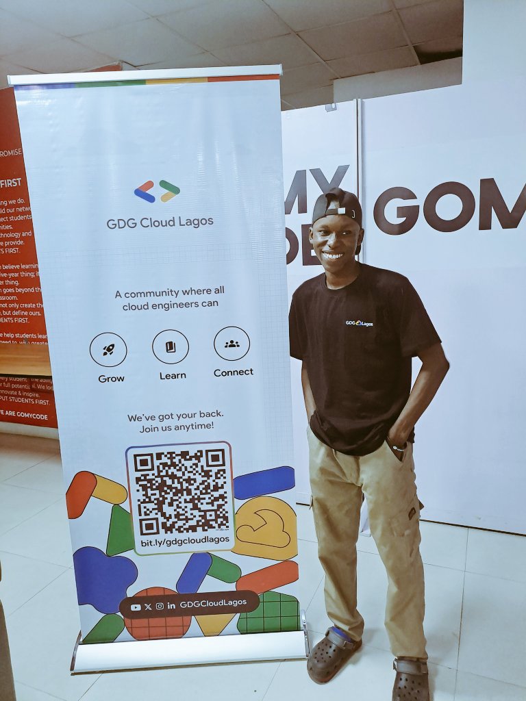 oomootayoo's tweet photo. Happy birthday Idolo✨
Here's to growth, new opportunities, and staying true to my purpose💙

Grateful for the journey so far and excited for what's ahead 🤲

Cheers to another year of becoming my best self

Plenty data and Crocs as gifts😂🤲 https://t.co/Bisv8aoxuU