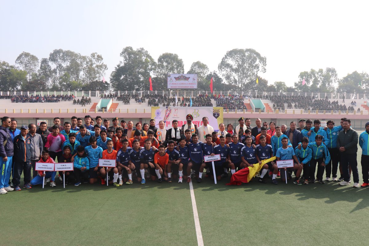 Spearcorps's tweet photo. #AssamRifles formation under #SpearCorps, in coordination with the 𝗠𝗮𝗻𝗶𝗽𝘂𝗿 𝗛𝗼𝗰𝗸𝗲𝘆 𝗔𝘀𝘀𝗼𝗰𝗶𝗮𝘁𝗶𝗼𝗻, inaugurated the first edition of the #DGAR 𝗨𝗻𝗱𝗲𝗿-𝟭𝟵 𝗛𝗼𝗰𝗸𝗲𝘆 𝗧𝗼𝘂𝗿𝗻𝗮𝗺𝗲𝗻𝘁 in Imphal, #Manipur.
The tournament, being conducted from 07 - 15 December 2024, will feature keen contests among six men’s teams and five women’s teams. 
The event aims to foster sportsmanship, enhance the hockey skills of youth, and provide a platform for emerging athletes to showcase their talents.

@adgpi
@easterncomd
@official_dgar

Facebook - https://t.co/HyIm571w3S

Instagram - https://t.co/hzJsK2D40r