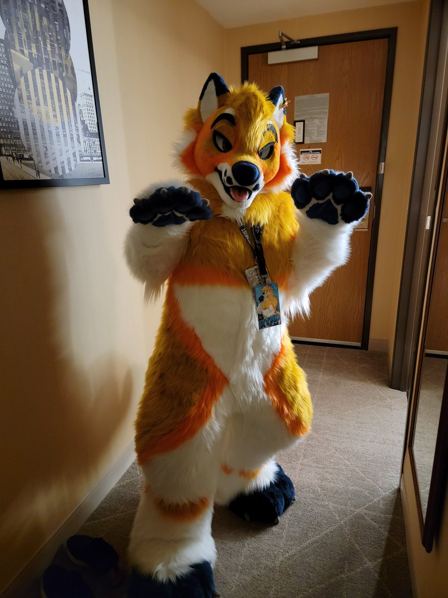 Headed down to the lobby to wuff at some animals