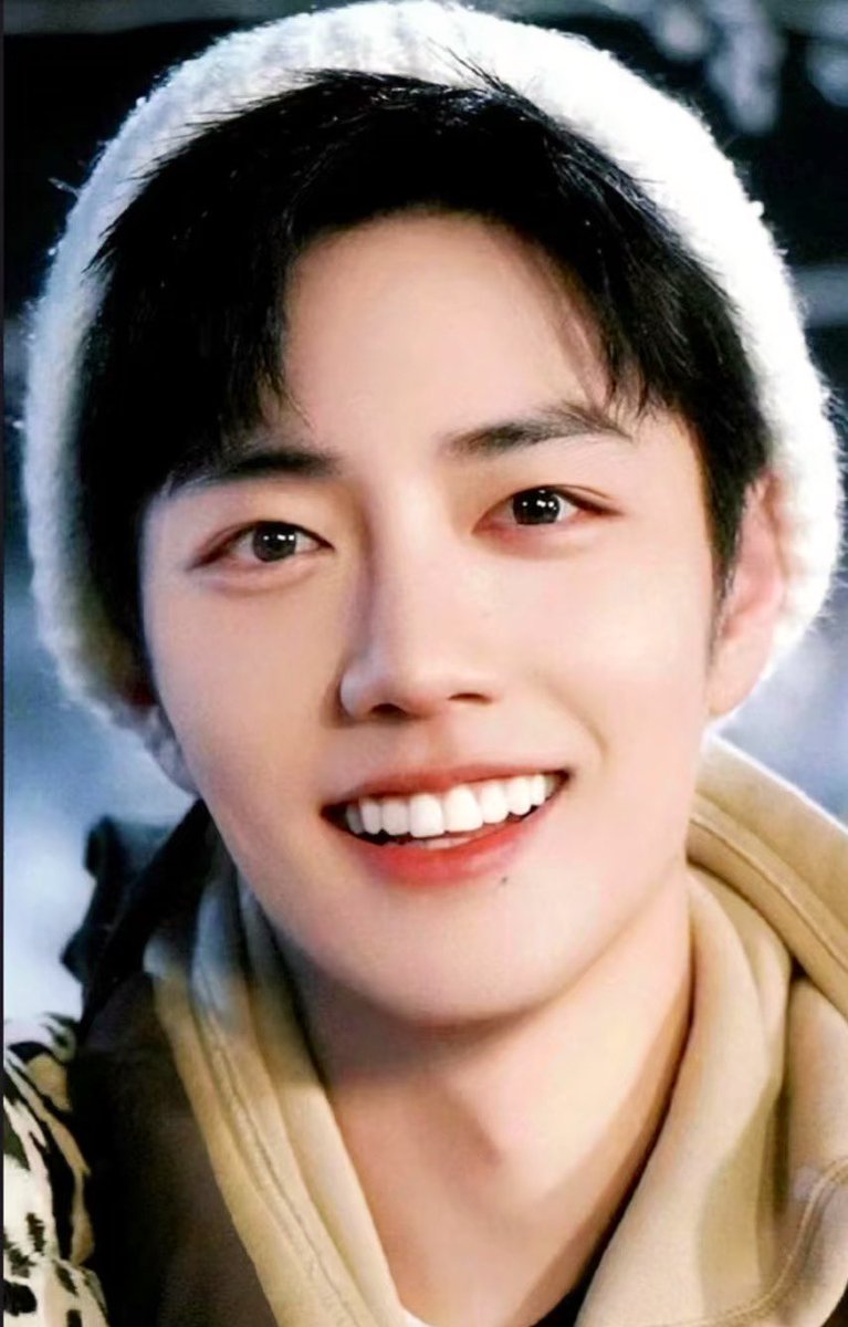 Yes, they are the same person.

1. The first one is the cruel man seeking revenge motivated by hatred and resentment. 
 2. He is a young man with a beautiful soul who provides light and tenderness to those around.

The actor: #XiaoZhan 

1. Zhang Hai                   2. Sheng