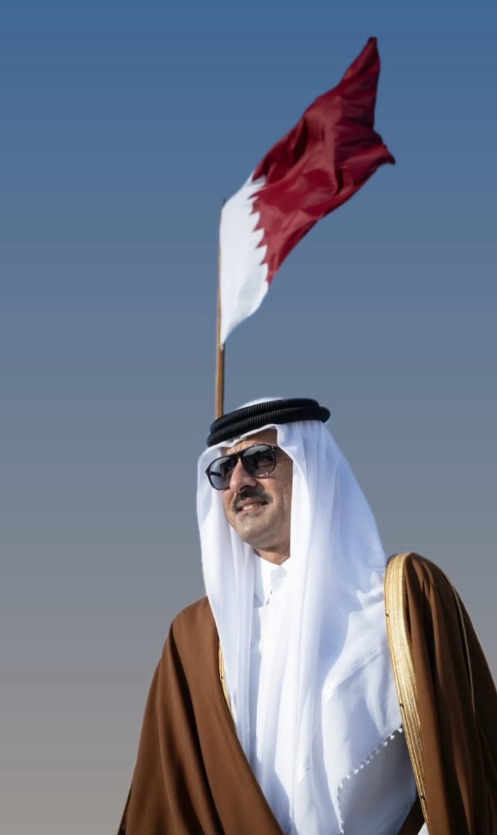 يلومونني العذال في مطلب العلا
                        يقولون يسلك بك دروبٍ صعايب

#قطر #تميم_بن_حمد 
#اليوم_الوطني_القطري