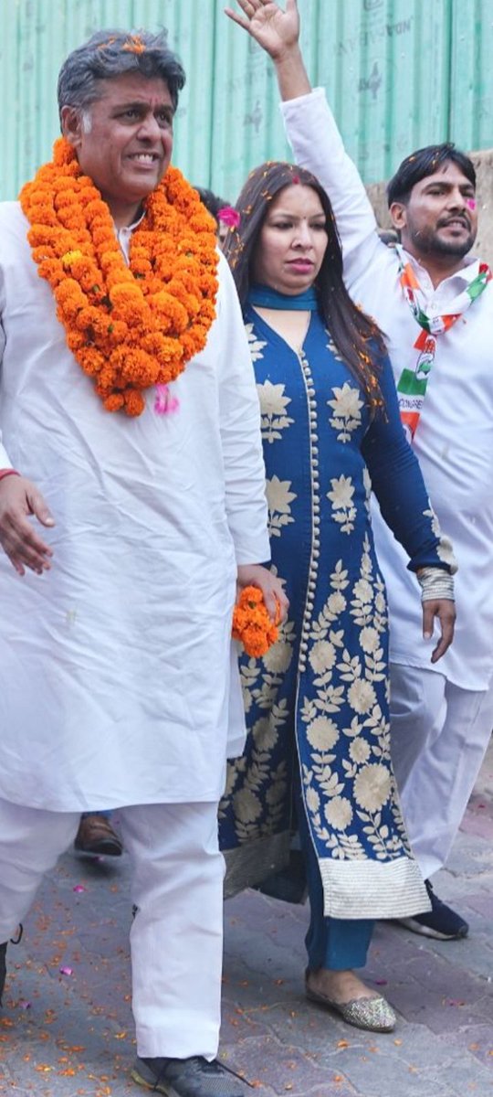 HarmailKesri's tweet photo. चंडीगढ़ सांसद एवं पूर्व केंद्रीय मंत्री श्री @ManishTewari  जी को जन्म दिवस की हार्दिक शुभकामनाएँ।

@INCIndia @kharge @RahulGandhi @priyankagandhi @kcvenugopalmp @IYC @sandesh  @ProfCong  @MahilaCongress @nsui  @INCPunjab @IYCPunjab     @INCChandigarh @IYCChandigarh https://t.co/rKmqUW5hjr