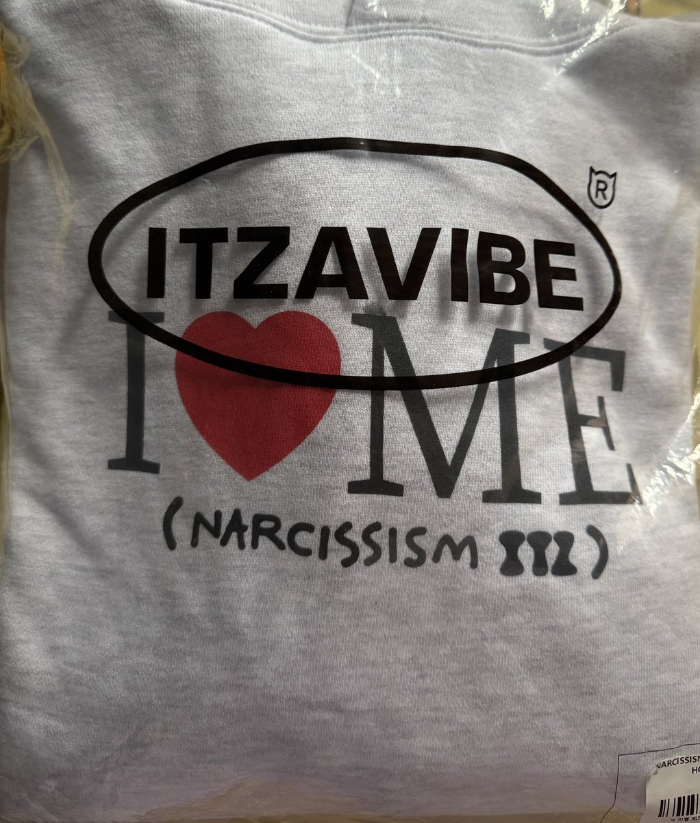 _njmscart's tweet photo. ˚ ꒰ wts lfb ph ꒱ . .

📎 NARCISSISM : Jaemin 1st Photo Exhibition MD 02 x ITZAVIBE – I LOVE ME Hoodie (Medium)

╰ ₱3,500
╰ payo/5 days reservation
╰ onhand
╰ ship out on tues, wed, weekends
╰ dm to claim! ☻

ꔛ check pinned twt for mop &amp; mod

t. nct dream gray I ❤️ ME https://t.co/h9CbYyJV5B