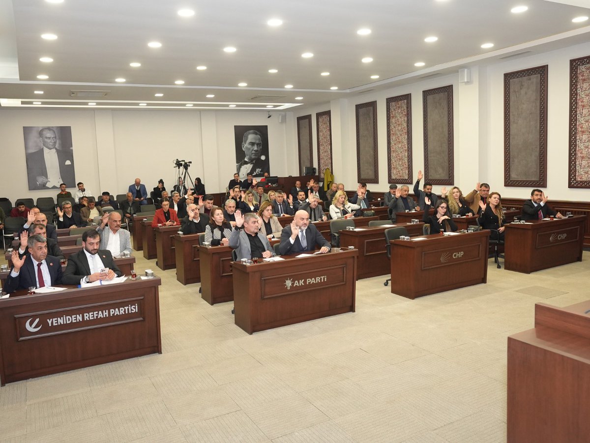 ŞEHİTKAMİL’DE YILIN SON MECLİS TOPLANTISI YAPILDI.

egazetegaziantep.com.tr/2024/12/08/seh…