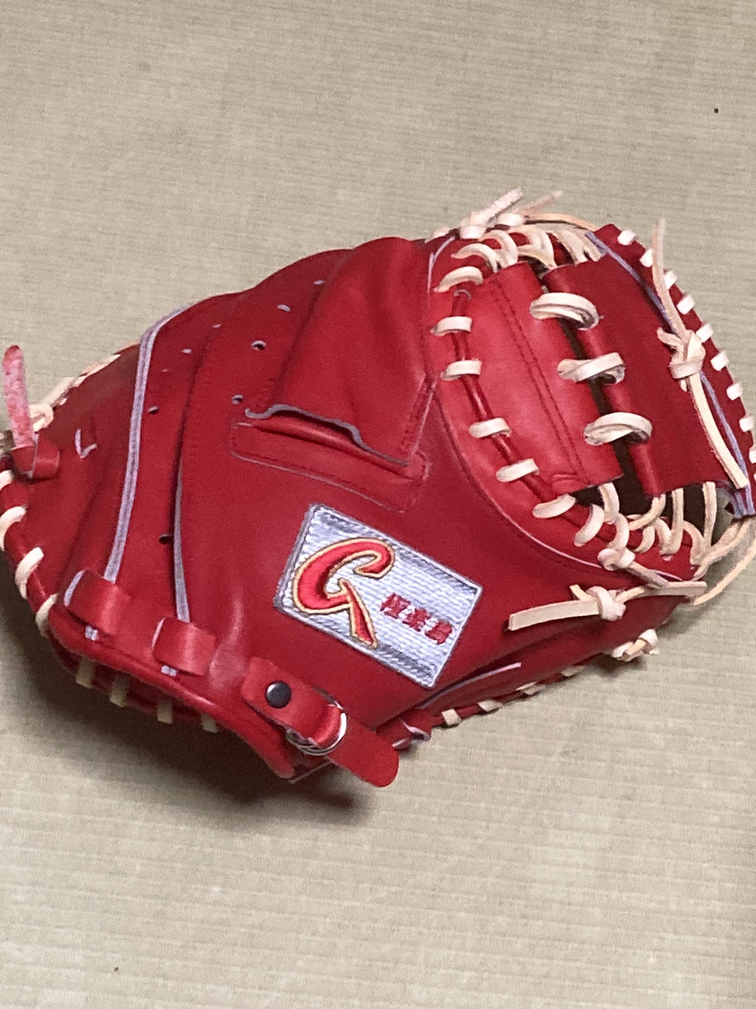 ごくらくちょう グローブ (@gokurakuchou96) / X