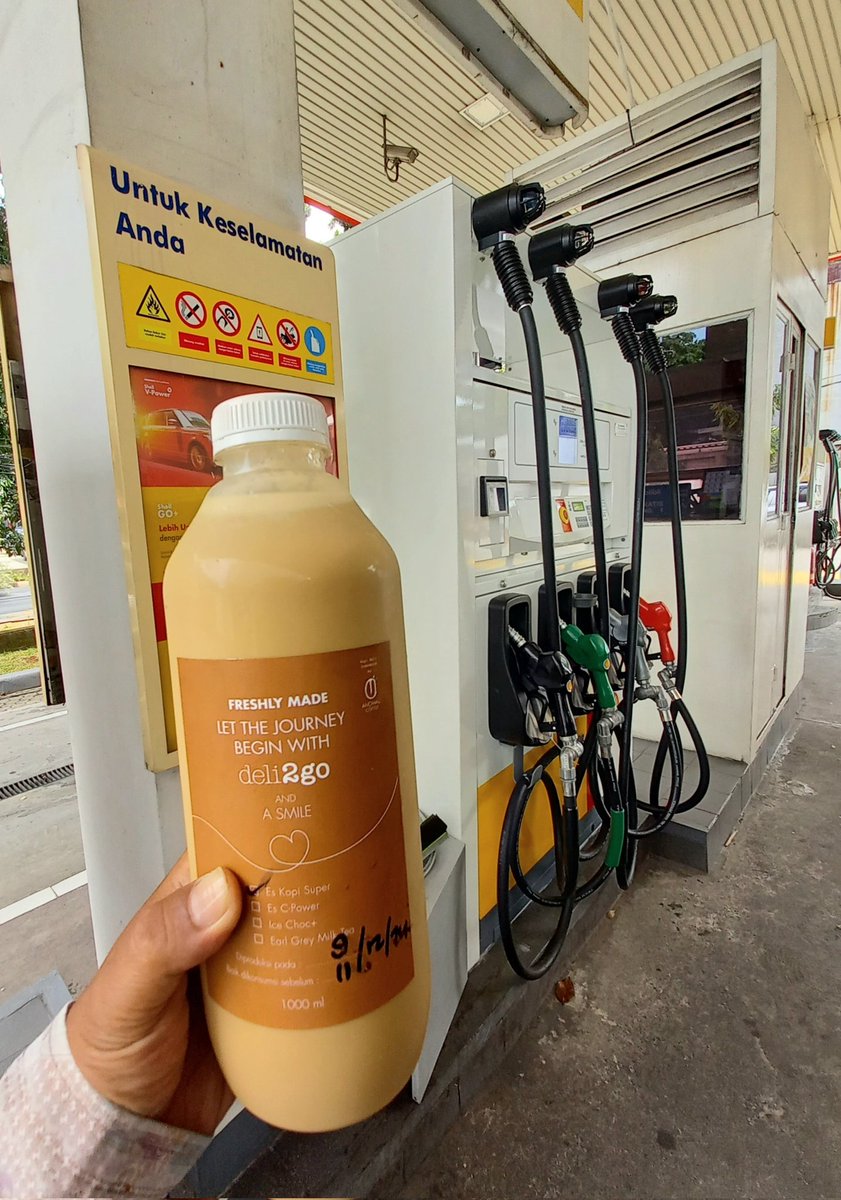 sketsagram's tweet image. Lumayan dapet gratis dari tukar poin..

#spbushell #nitroplus