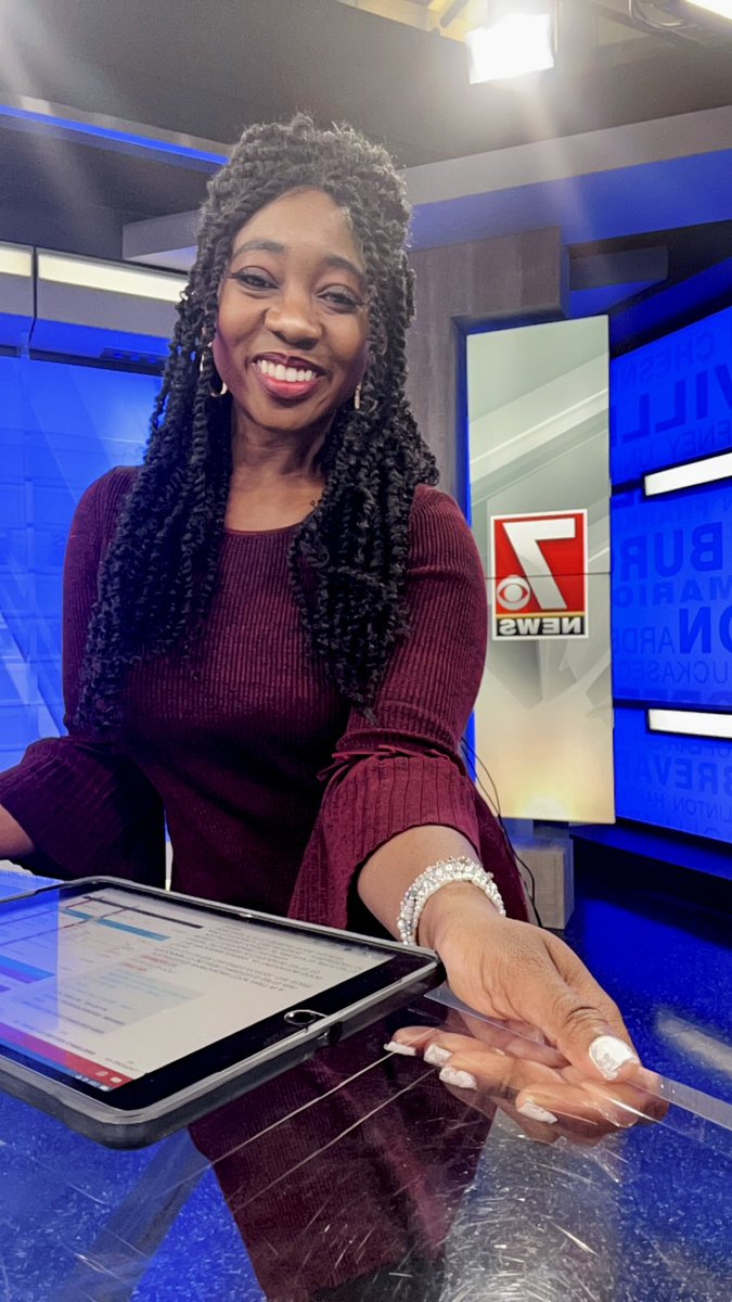 simonejnews's tweet photo. Stayed up past my bedtime to anchor the 10 and 11pm Saturday shows… 

It’s been more challenging for me to hang this late since I transitioned to an AM newsie, but I’m happy to be here. 🙃
Lots of ground covered. 

#NewsChannel7 #CW62 #SimoneOn7News #workingontheweekend https://t.co/A1APW7b70T