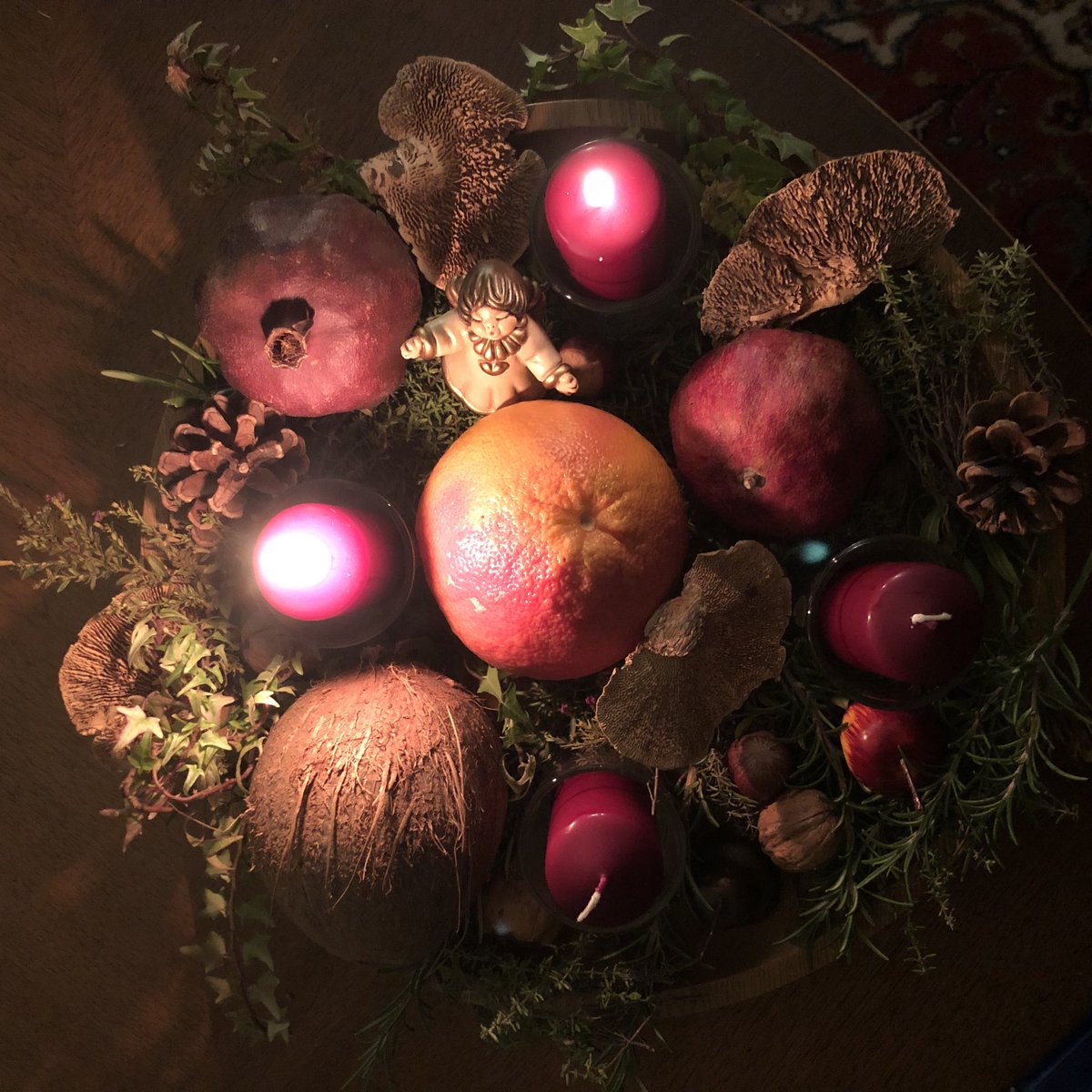 j_spirit's tweet photo. „Wir kommen und leben aus dem gleichen Ursprung wie #Jesus #Christus.“
#Mechthild #Fricke, #Advent https://t.co/n7hOlyyrZ6