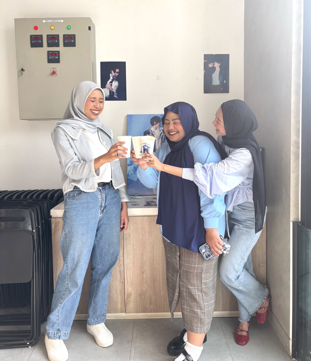 xoheejayz's tweet image. happy baekgu day ૮꒰ྀི∩´ ᵕ `∩꒱ྀིა

#PSHEnchantedRails
#1208StarsAlignedForHOON