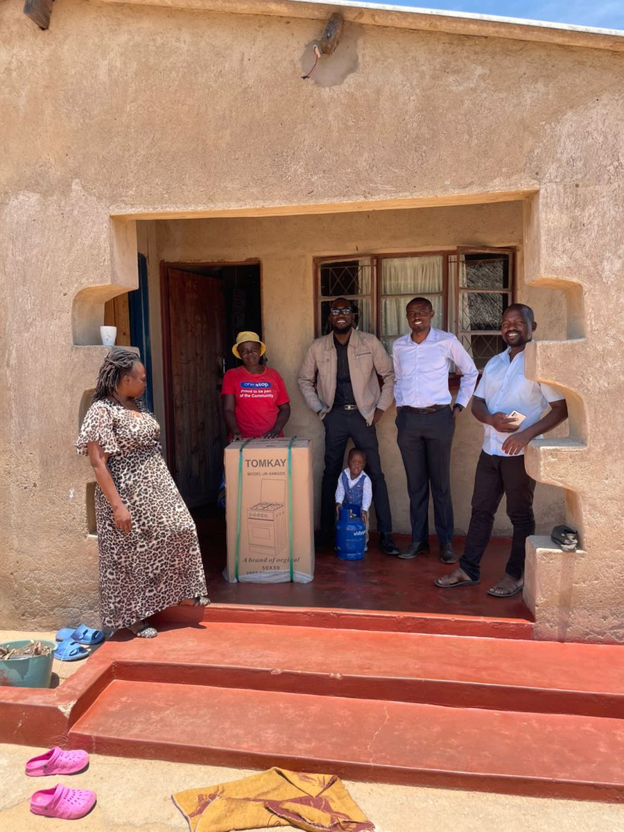 missiongoweb's tweet photo. Mission Go's token of appreciation to Mrs Mango of Zvido, Mutoko for hosting and keeping MG evangelists since 2022
#mission #mutoko #reachingtheunreached #adventist #sda #zimbabwe๐ฟ๐ผ https://t.co/FIo72QU6dF