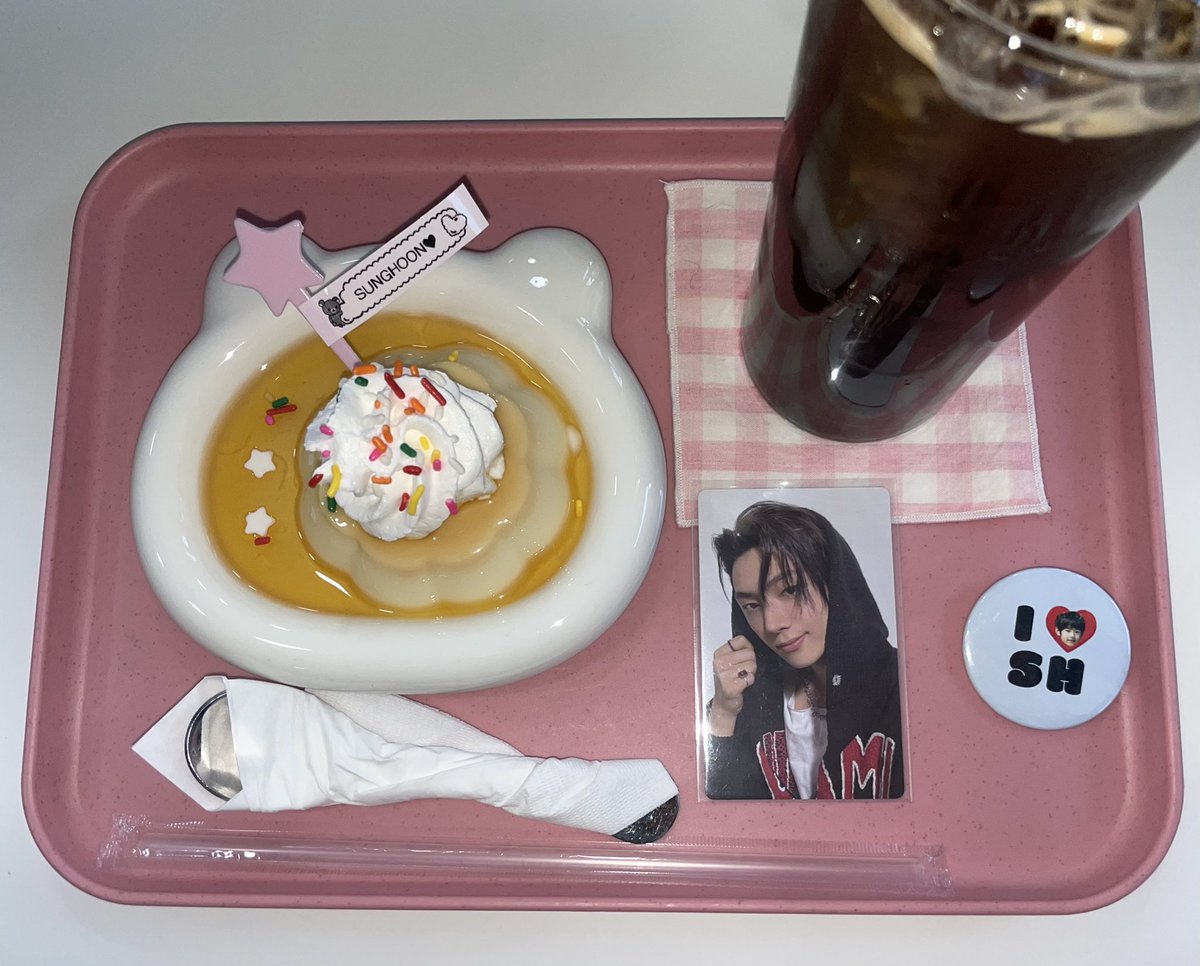 happy hoon~day 👼🏻

#어린왕자_성훈이의_불시착 
#journey_of_sunghoon