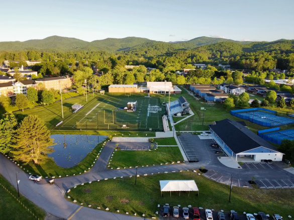 _Gocrazyshow's tweet photo. Blessed to receive an offer from Brevard College!
@BCTornados @BrevardF5  🌪️💙. https://t.co/t5pZ8fYTTq
