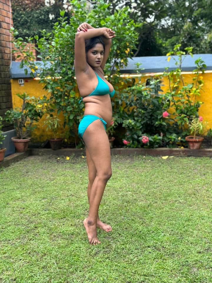 djoceansagar's tweet photo. Streaming the #BOLDEST #bikiniseason
#MDEntertainment
Model Tanni Saha
Make up Rittika Rajbanshi
Producer Monish De
Casting director and production manager #SagarThapa
Hit the link bellow to watch full video
https://t.co/RmdEQCP0zO https://t.co/D0jRr8HbYB