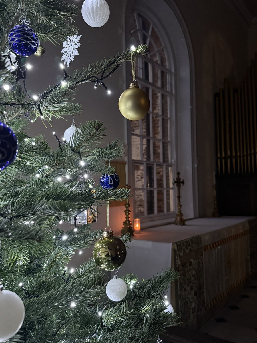 _Charterhouse's tweet photo. Getting ready for Christmas and welcoming Jesus. https://t.co/70kCQ9JbsH