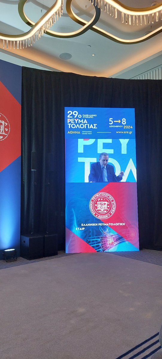 Dr_C_Koutsianas's tweet photo. Prof Vassilopoulos attempting to answer difficult questions on advanced agents use in #GCA and #PMR. Excellent talk!
#RheumTwitter #GiantCell #arteritis #polymyalgia
@RheumHippo @MJR_journal
#ERE2024 https://t.co/eWqmxWkFFv
