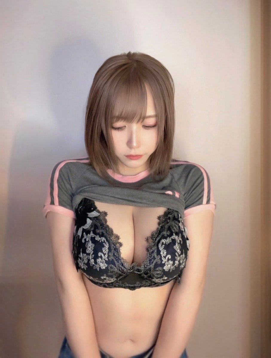 こういうの、、好き？🫣🖤笑 https://t.co/b3kvZFa8KC