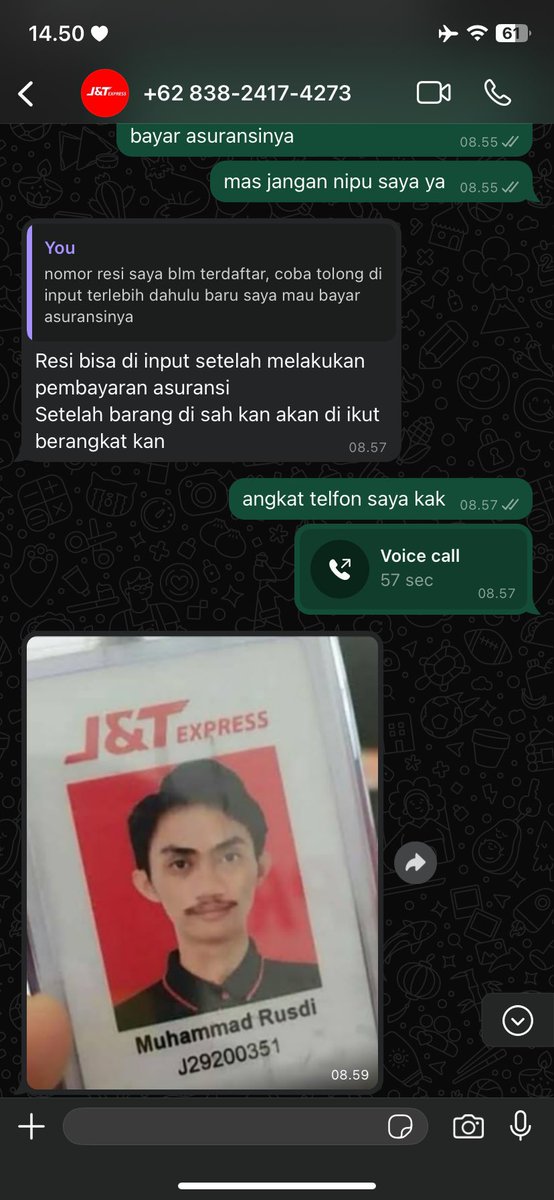 _bukanpermen's tweet photo. @jntexpressid emang bener ya kita harus bayar asuransi? bukannya kalo asuransi itu terserah customer ya mau pakai atau engga. pas awal bilang namanya Rusdi terus pas telfon ganti Jadi Taufik. https://t.co/EqZ3kMBMRF