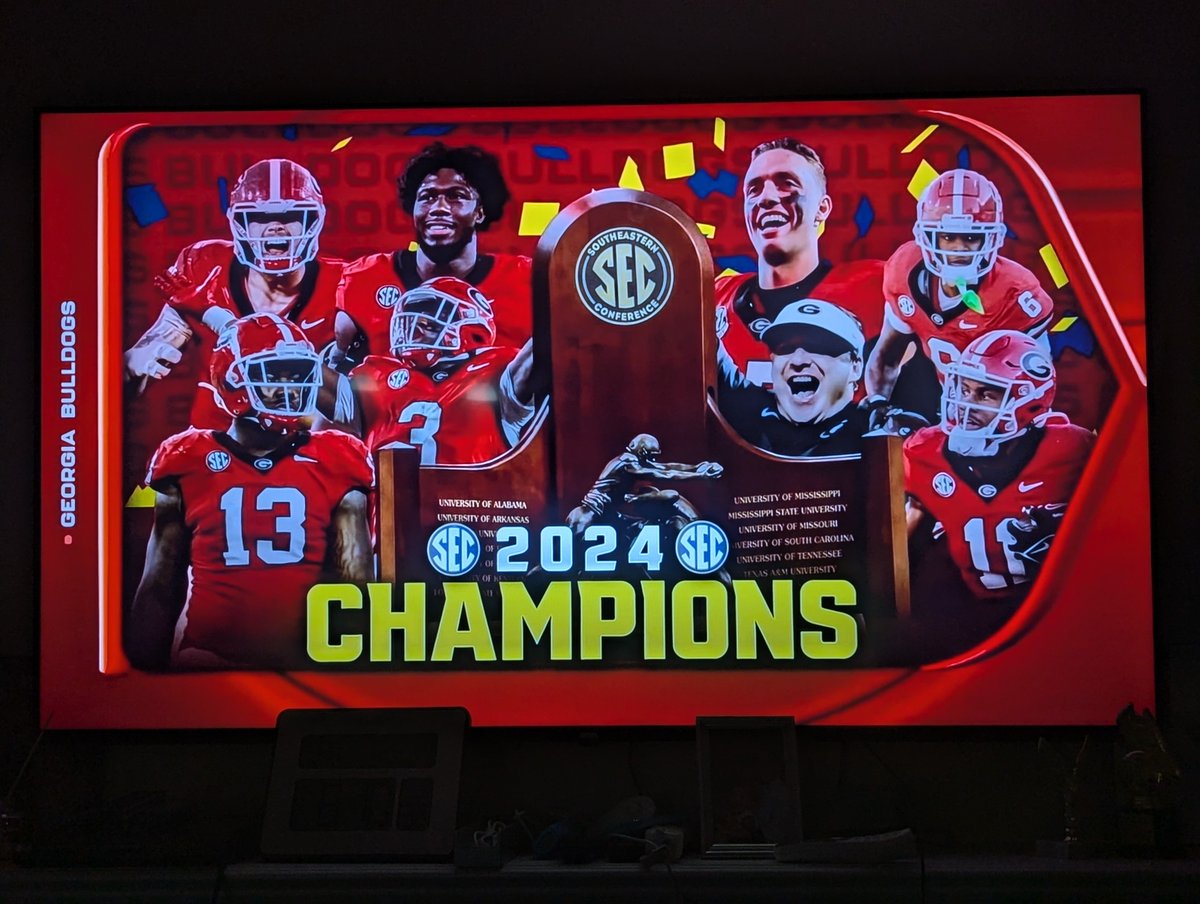 ken walker tweet media