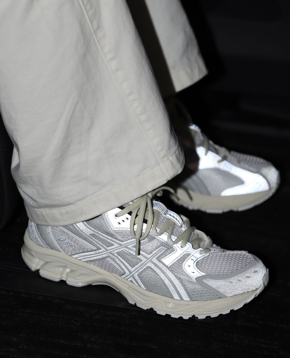 overkillshop's tweet photo. Min-Nano x Asics Gel-Nimbus 10.1⁠
⁠
Shop now >> https://t.co/lnBirzVBXG https://t.co/UEPASenQbZ