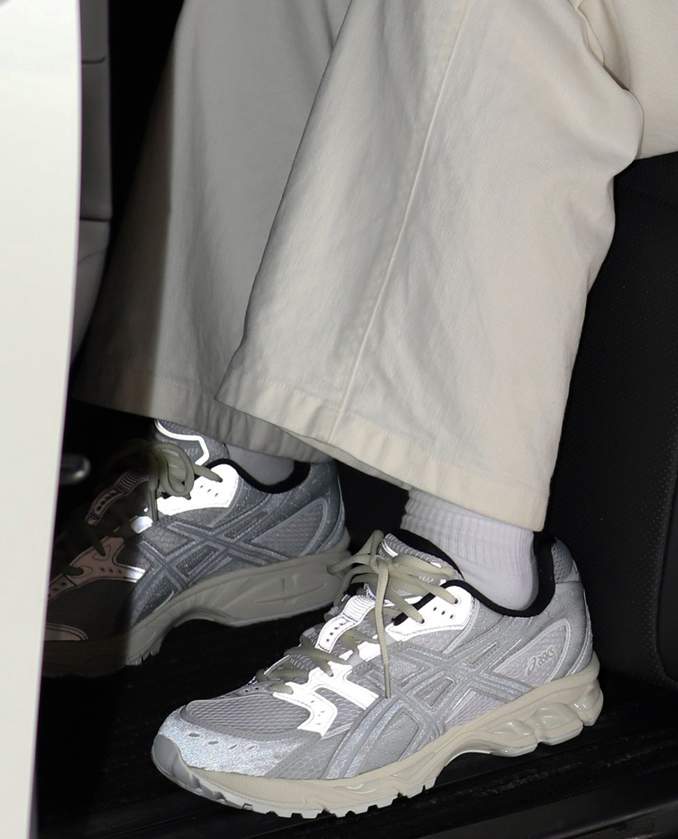 overkillshop's tweet photo. Min-Nano x Asics Gel-Nimbus 10.1⁠
⁠
Shop now >> https://t.co/lnBirzVBXG https://t.co/UEPASenQbZ