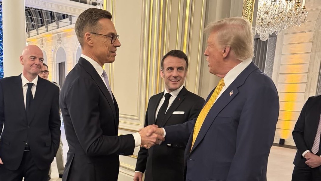 alexstubb's tweet photo. An honour to participate at the re-opening of the Notre Dame Cathedral. Followed by a dinner at the Élysée Palace. A good opportunity to discuss current affairs with colleagues.

Kiitos mahdollisuudesta osallistua Notre Damen katedraalin avajaisiin presidentti Emmanuel Macron.

Tack för möjligheten att delta i återinvigningen av Notre-Dame-katedralen president Emmanuel Macron.

Kuvat: France Diplomatie