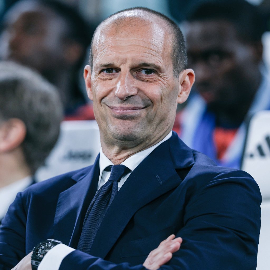 RiccardoMeloni4's tweet photo. Allegri è il miglior allenatore della storia del calcio nello stare senza panchina

Pensateci bene, quando non ha una squadra: "Questa partita l'avrebbe vinta", "Con lui non la perdevi mai", "Con questo Mercato era scudetto facile", "Dategli questa rosa e vince tutto"

Invictus https://t.co/tF9Z5HWNtH