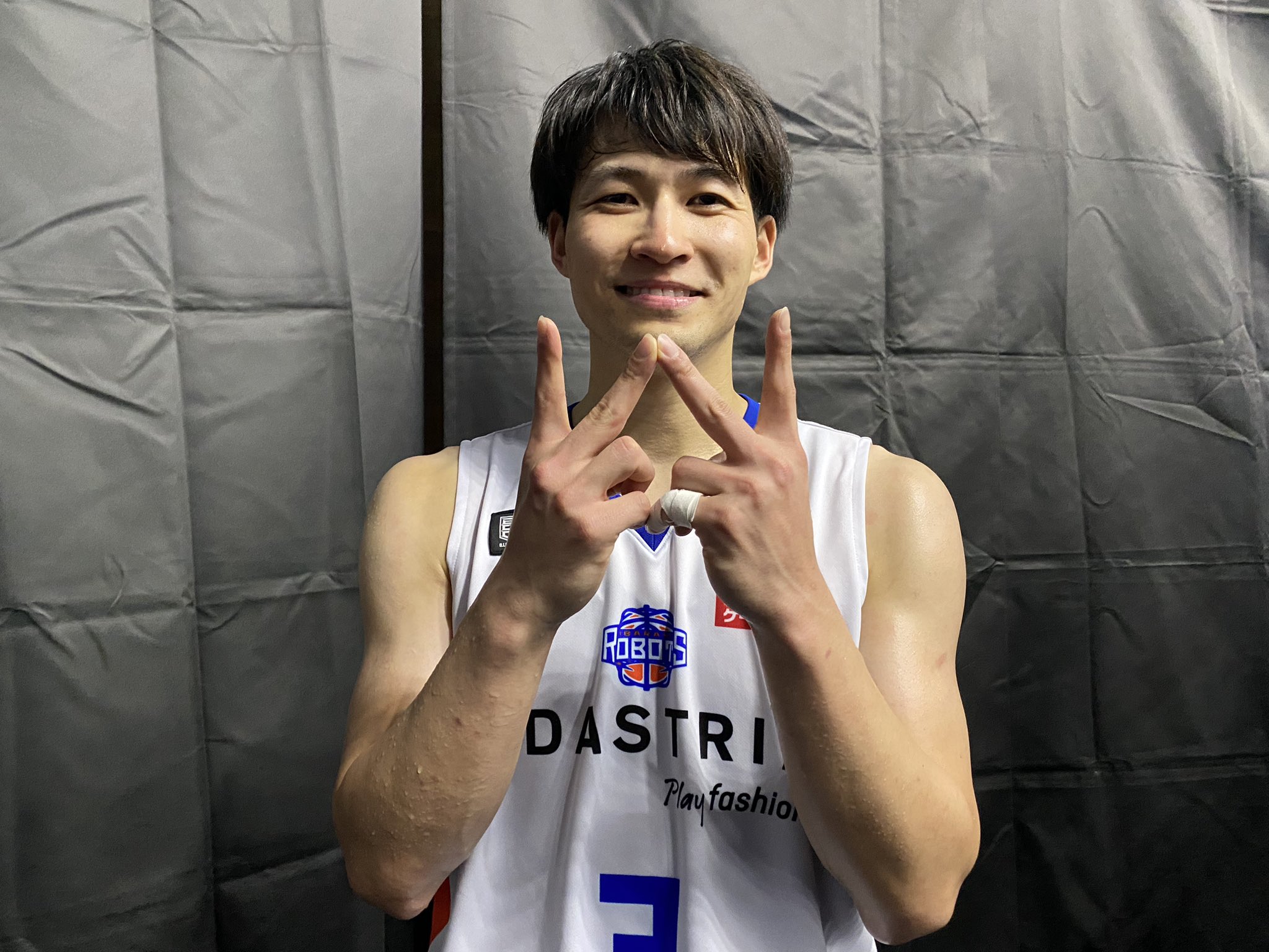 【専用】Bリーグ 秋田ノーザンハピネッツ オーセンティックユニフォーム 長谷川暢 Amazon.co.jp: Bリーグ 秋田ノーザンハピネッツ