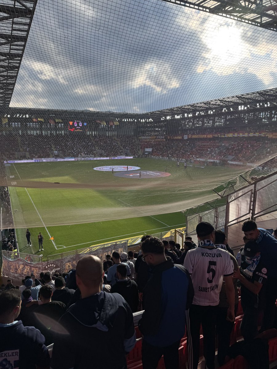 dogancaneren95's tweet photo. Demirspor yıkılmaz! 
Mücadeleye devam.. https://t.co/tI74saD9Ri