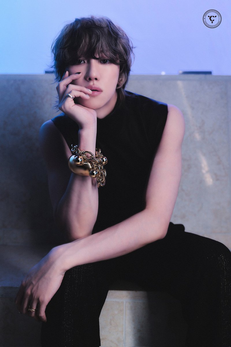 88taIes's tweet photo. HES SO BEAUTIFUL https://t.co/zWVd9oSb6J
