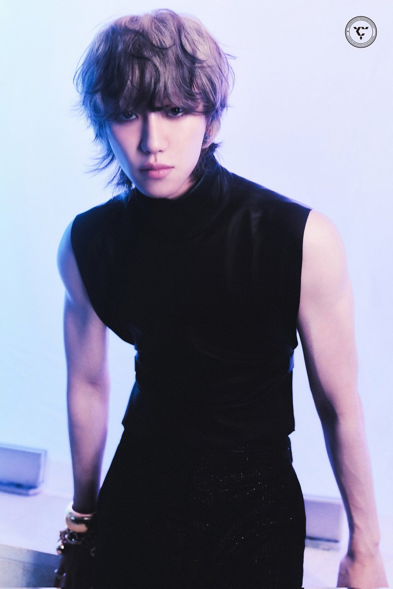88taIes's tweet photo. HES SO BEAUTIFUL https://t.co/zWVd9oSb6J