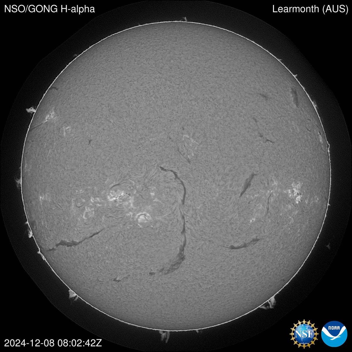 JAtanackov's tweet image. That filament on the central meridian is still there. If it lifts / erupts in the next 24-48 hrs it will be interesting. Experience strongly suggests it will wait until it is on the limb. #solarmax