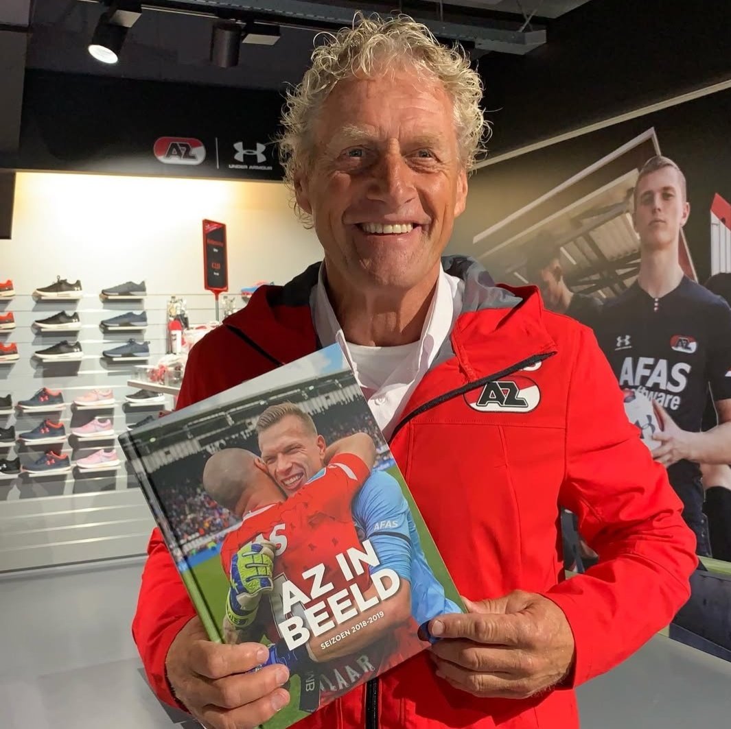 owollring's tweet photo. De Telegraaf: 'Kees Kist, de man die de club uit Alkmaar tweemaal naar de landstitel knalde.'
via @Telegraaf https://t.co/9DzK6FxAZu #keeskist #thefutureisours #azaja #azalkmaar #samennaarvictorie https://t.co/T66JR3TwPX