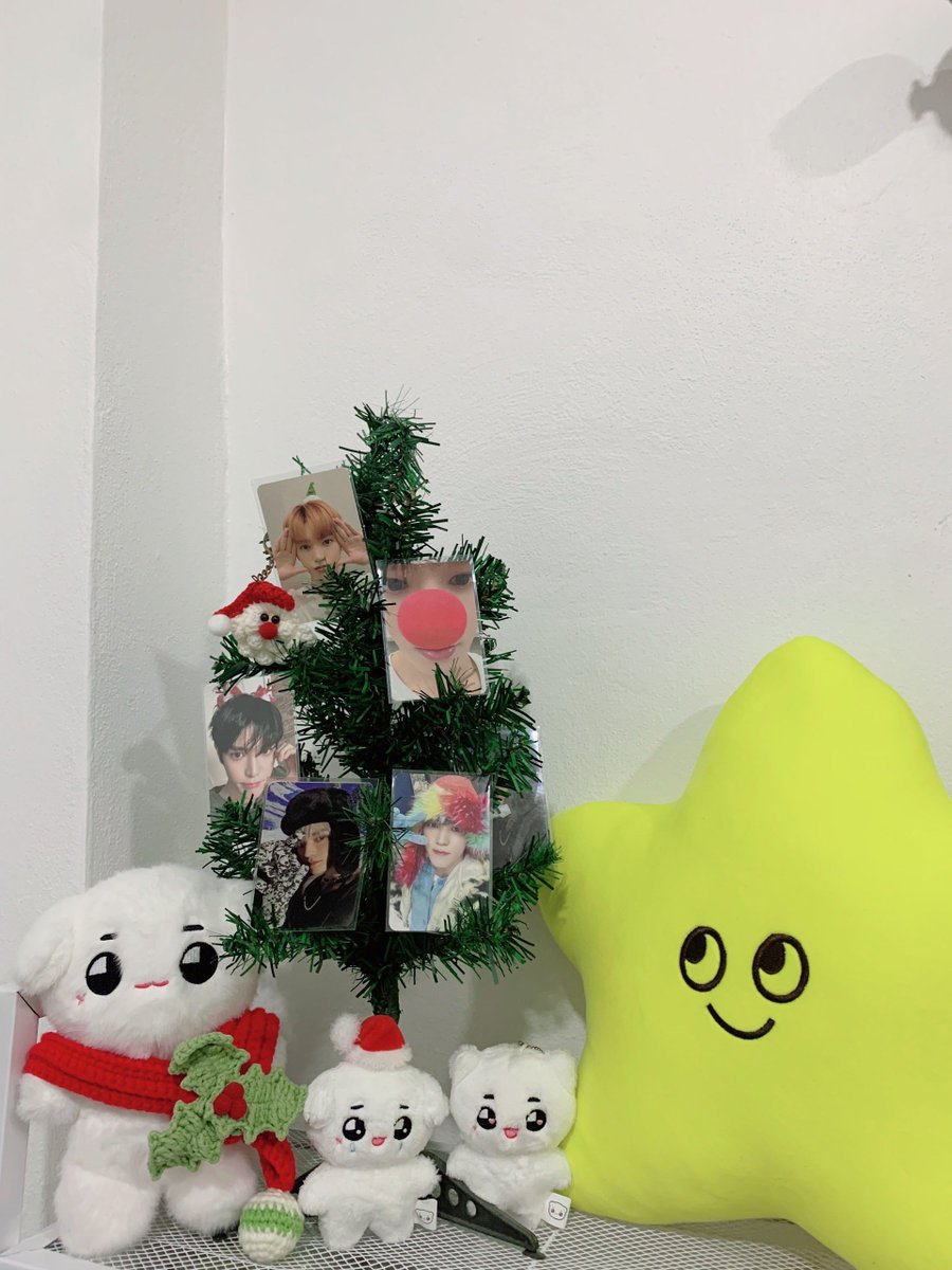 VKIM199's tweet photo. 🎄 https://t.co/8gR2sRcHLA