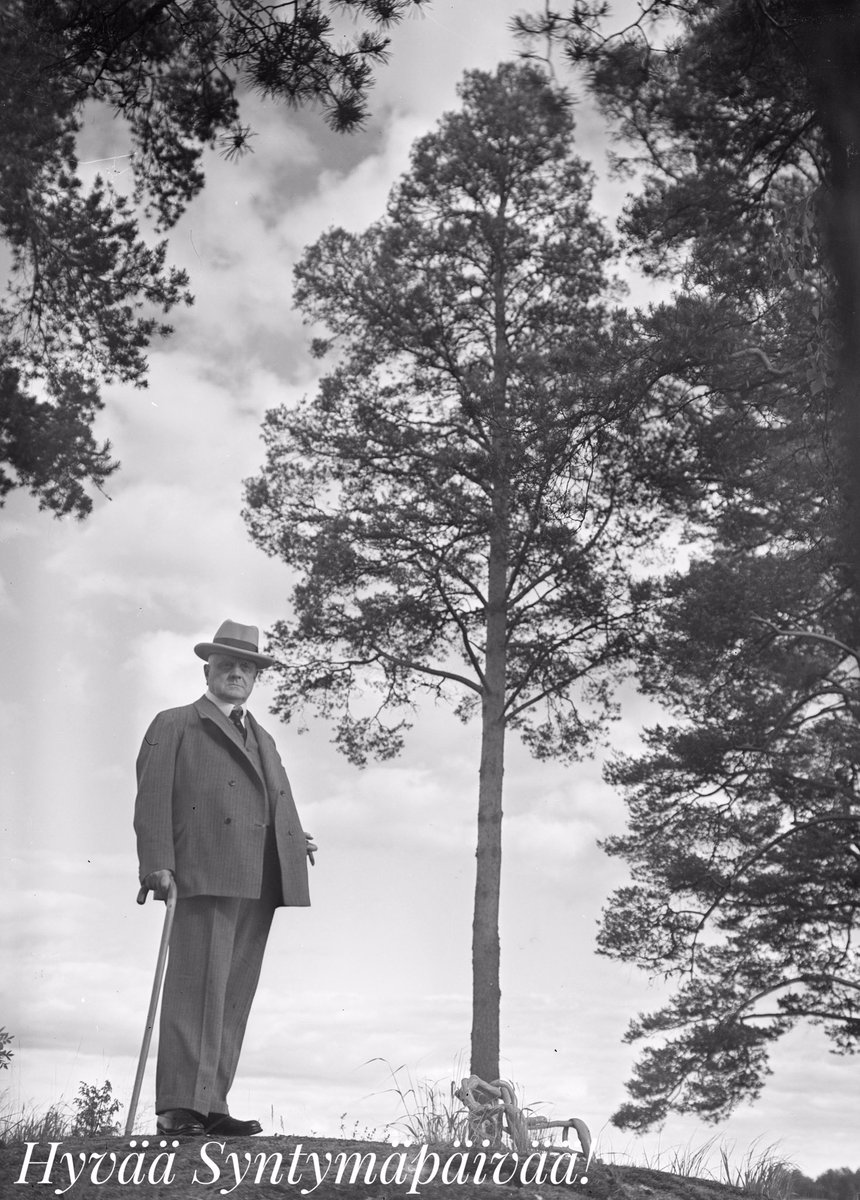 Hyvää syntymäpäivää Jean Sibelius! Happy Birthday! Born on this day in 1865 in Hämeenlinna.