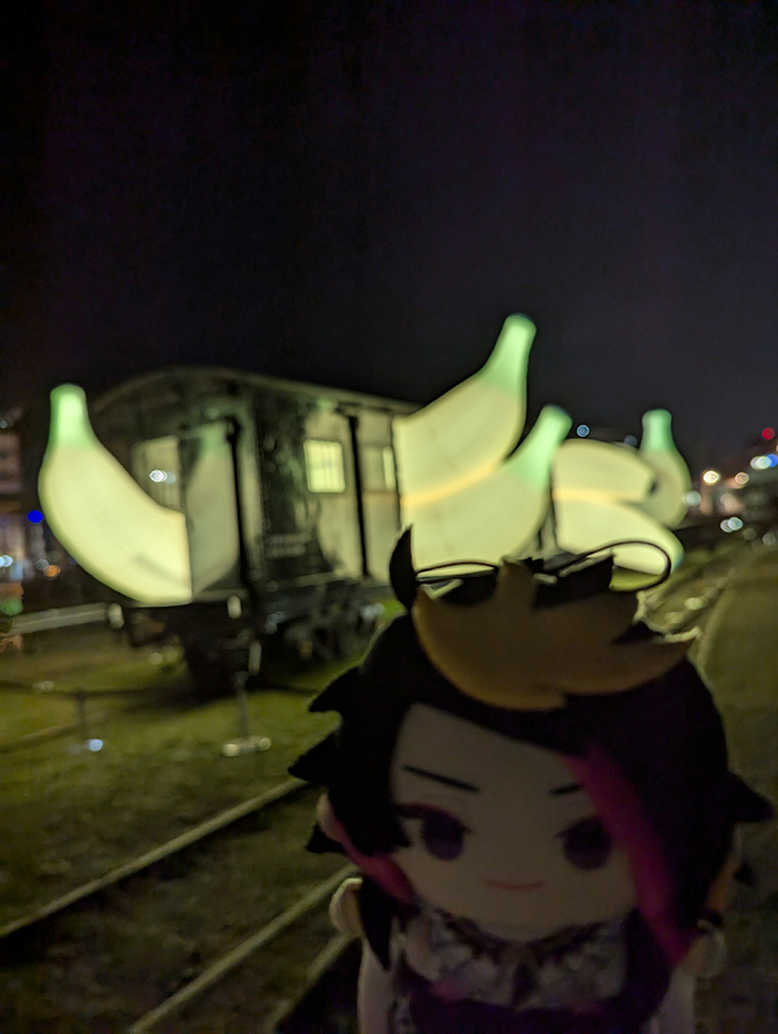 s2344526's tweet photo. 🚂🍌🍌🍌🍌🍌 https://t.co/MXILArtzui