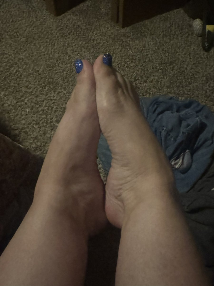 QueenofFeet007's tweet photo. Feet Photos https://t.co/HSzPNLHkpv