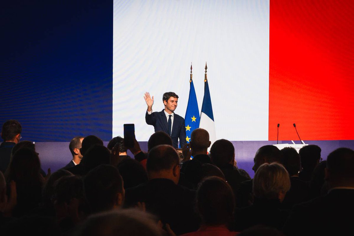 franckriester's tweet photo. Félicitations à @GabrielAttal et à @Elisabeth_Borne, élus ce matin secrétaire général et présidente du conseil national de Renaissance.

Nous sommes tous reconnaissants envers @steph_sejourne pour le travail accompli. 

Maintenant, au travail ! https://t.co/3AUVZuKpCx