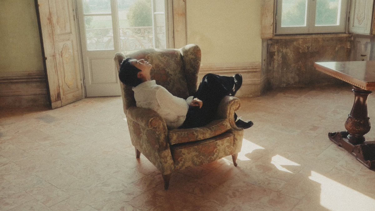 Amirov Dion (@seokjnu) on Twitter photo 