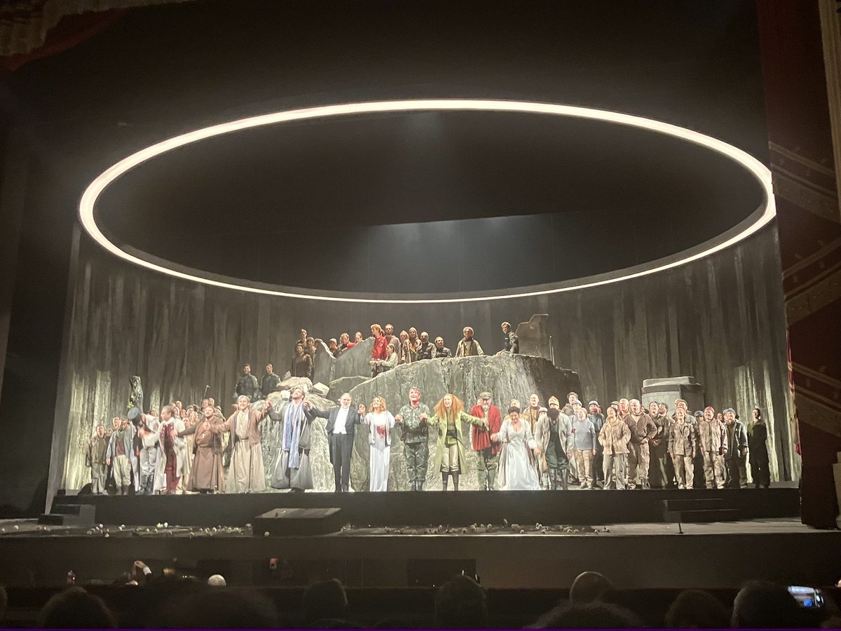 Martin Briens (@martin_briens) on Twitter photo Meravigliosa serata d’apertura della stagione del Teatro alla Scala, con una magnifica rappresentazione della Forza del destino di Giuseppe Verdi. <a href="/teatroallascala/">Teatro alla Scala</a> <a href="/MiC_Italia/">Ministero della Cultura</a> <a href="/ComuneMI/">Comune di Milano</a> Meravigliosa serata d’apertura della stagione del Teatro alla Scala, con una magnifica rappresentazione della Forza del destino di Giuseppe Verdi. <a href="/teatroallascala/">Teatro alla Scala</a> <a href="/MiC_Italia/">Ministero della Cultura</a> <a href="/ComuneMI/">Comune di Milano</a>