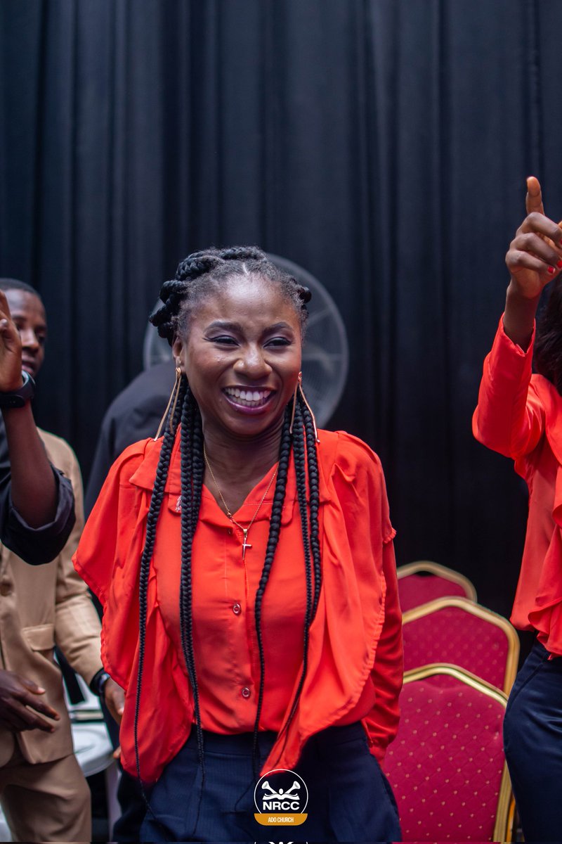 nrcc_adoekiti's tweet photo. Oh what a service! 
Sweet melodies, hearts lifted into to God and jolly dances to our King of kings! 😇😍 

#Newrealitycc  
#Thefavoredtribe #Miraclezone 
#NRCCGLOBAL #Triumphantnation https://t.co/hZfkKXPLbP
