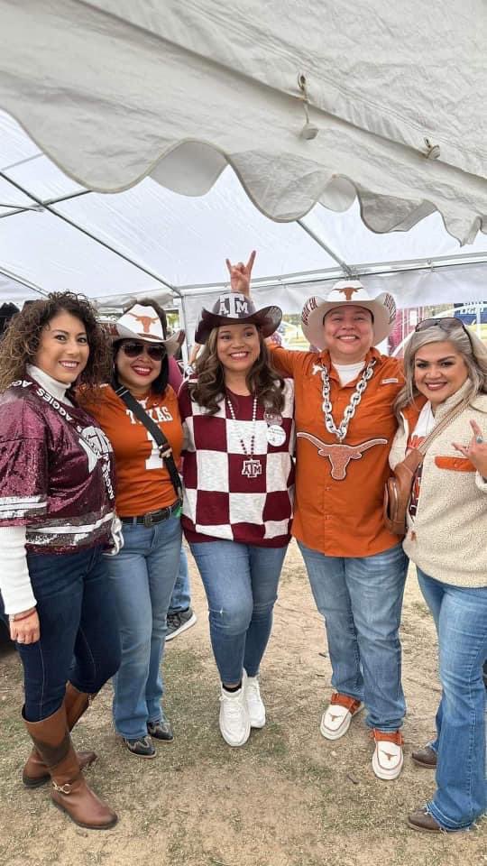 Lonestar Showdown 
#FamilyDivided #AggiesLonghorns