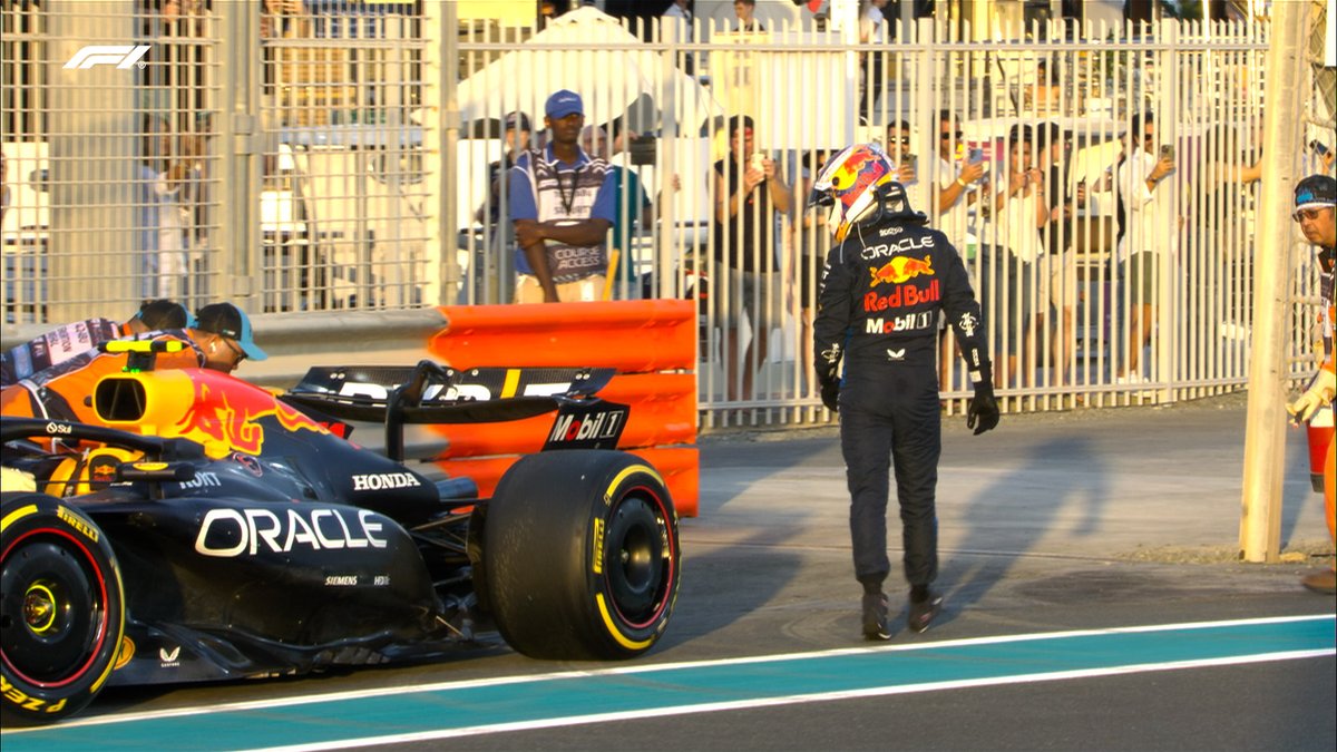F1's tweet photo. Checo 😖

#F1 #AbuDhabiGP https://t.co/6KwETNle5j
