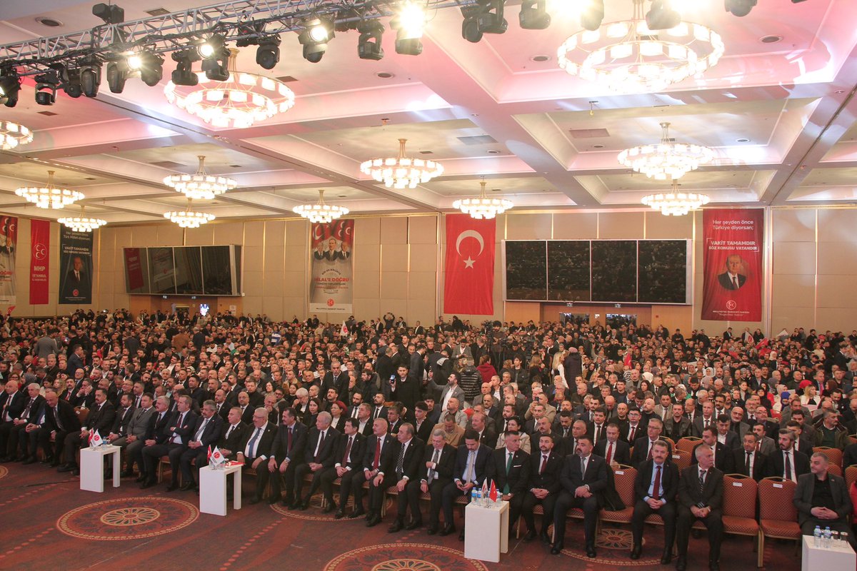 MHP İstanbul İl Başkanlığı olarak ev sahipliği yaptığımız Kocaeli ve Yalova il teşkilatlarımızın katıldığı "Bir ve Birlikte Hilal’e Doğru Türkiye” Toplantımızı MHP Genel Başkan Yardımcımız Sn. <a href="/UlviYonter/">Dr.İzzet Ulvi YÖNTER</a>’in divan başkanlığında, İstanbul İl Başkanımız Sn. <a href="/sertel_selim/">Sertel Selim</a>, Kocaeli