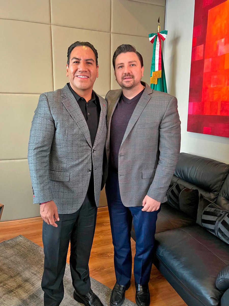 Hace apenas unos días tuve el honor de reunirme con el Gobernador Eduardo Ramírez Aguilar, un hombre al que me une una amistad sincera y fraterna, y con quien compartí reflexiones importantes sobre el momento histórico que vive Chiapas. Eduardo asume este reto con prioridades