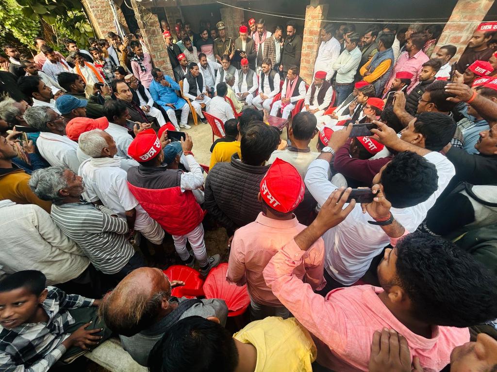 Samajwadi Party tweet media