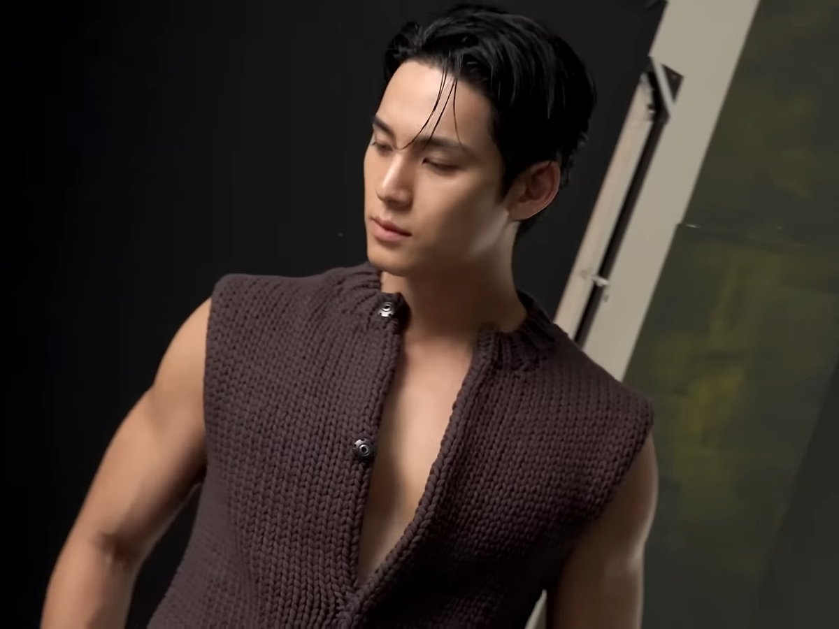 mingyuHQpics's tweet photo. dior x esquire shoot behind ☆ https://t.co/RUW6UxCISv