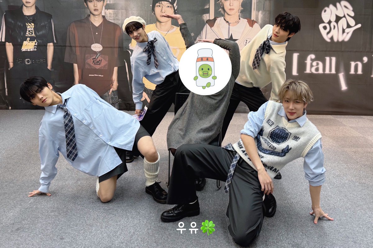 kimchchchi's tweet photo. 241207 ONE PACT リリイベ 全員撮影

スーパージゼルタイム https://t.co/UuPZSKBB4O